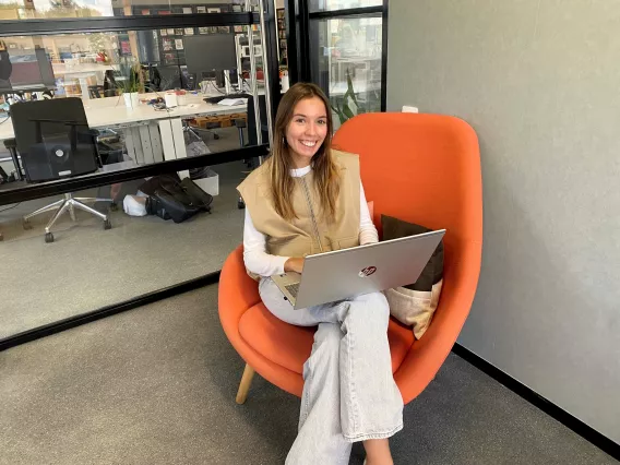 Het Benelux-bureau voor corporate en consumer communicatie versterkt zich Charlotte als Account Executive